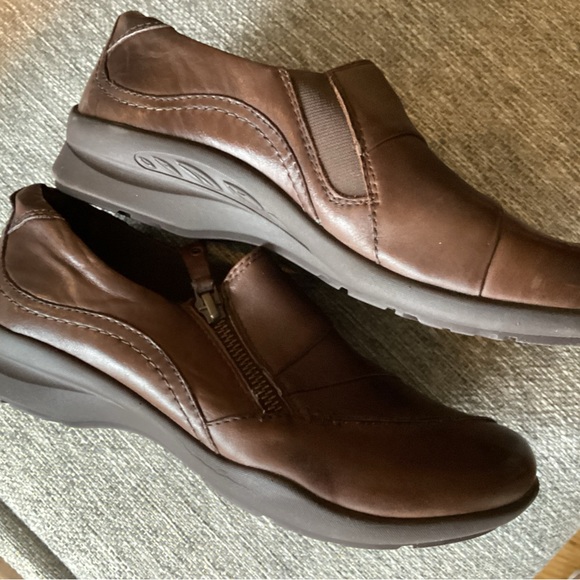 Earth Brown Leather Side Zip Comfort Oxford 7.5B - Picture 7 of 8